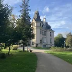 לינה וארוחת בוקר L'atelier Du Charmois