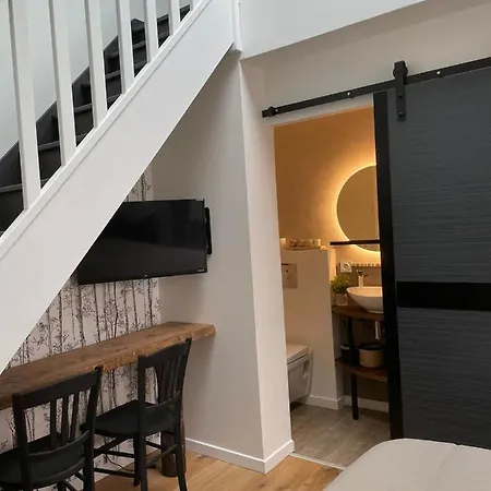 L'atelier Du Charmois 住宿加早餐酒店 南锡