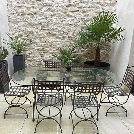 L'atelier Du Charmois לינה וארוחת בוקר נאנסי
