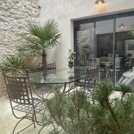 לינה וארוחת בוקר L'atelier Du Charmois