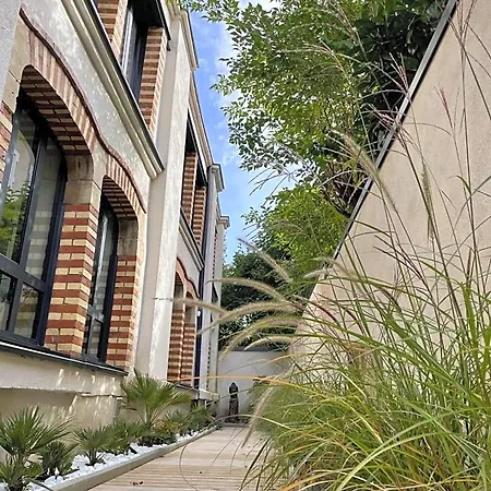 L'atelier Du Charmois לינה וארוחת בוקר