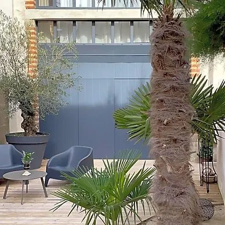 L'atelier Du Charmois לינה וארוחת בוקר נאנסי
